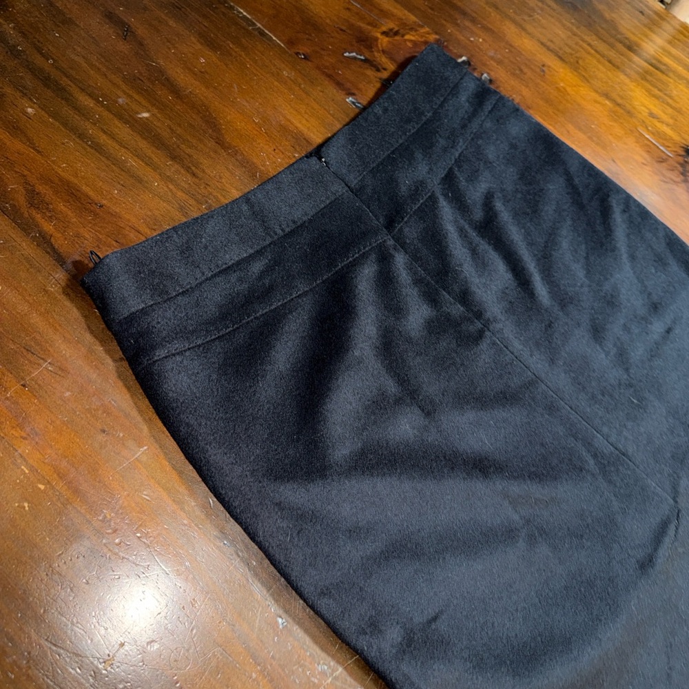 NEW LAN JAENICKE CASHMERE PENCIL SKIRT🌺 - Picture 3 of 10